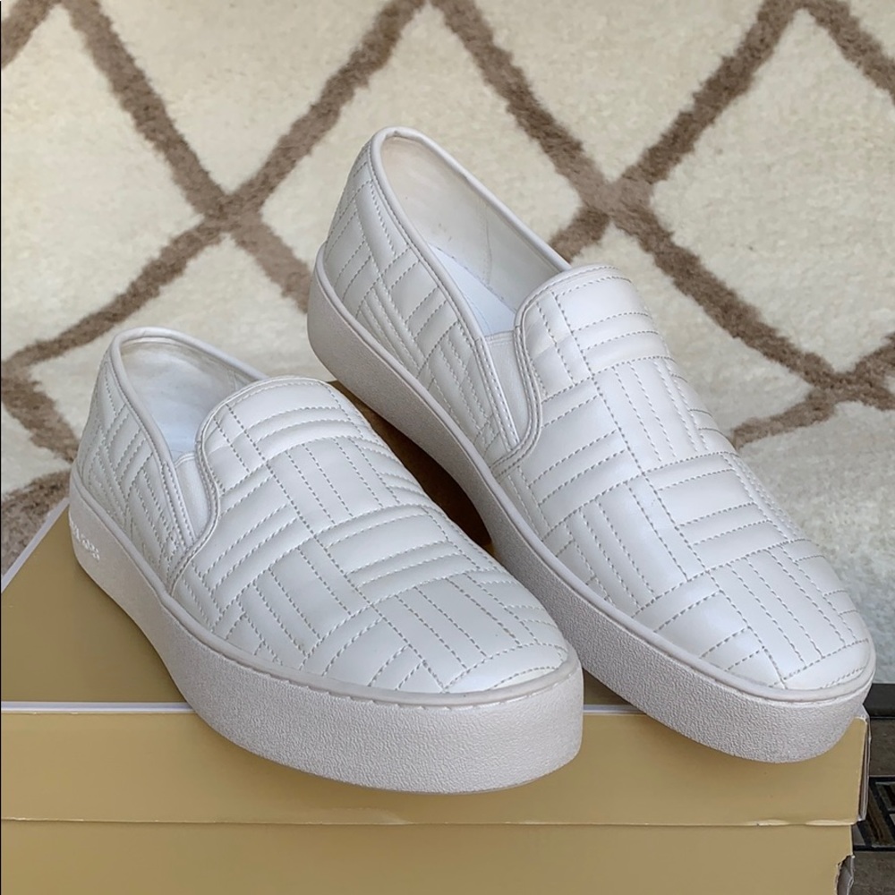 MICHAEL KORS TEDDY SLIP ON NAPPA PU OPTIC WHITE - Picture 4 of 16
